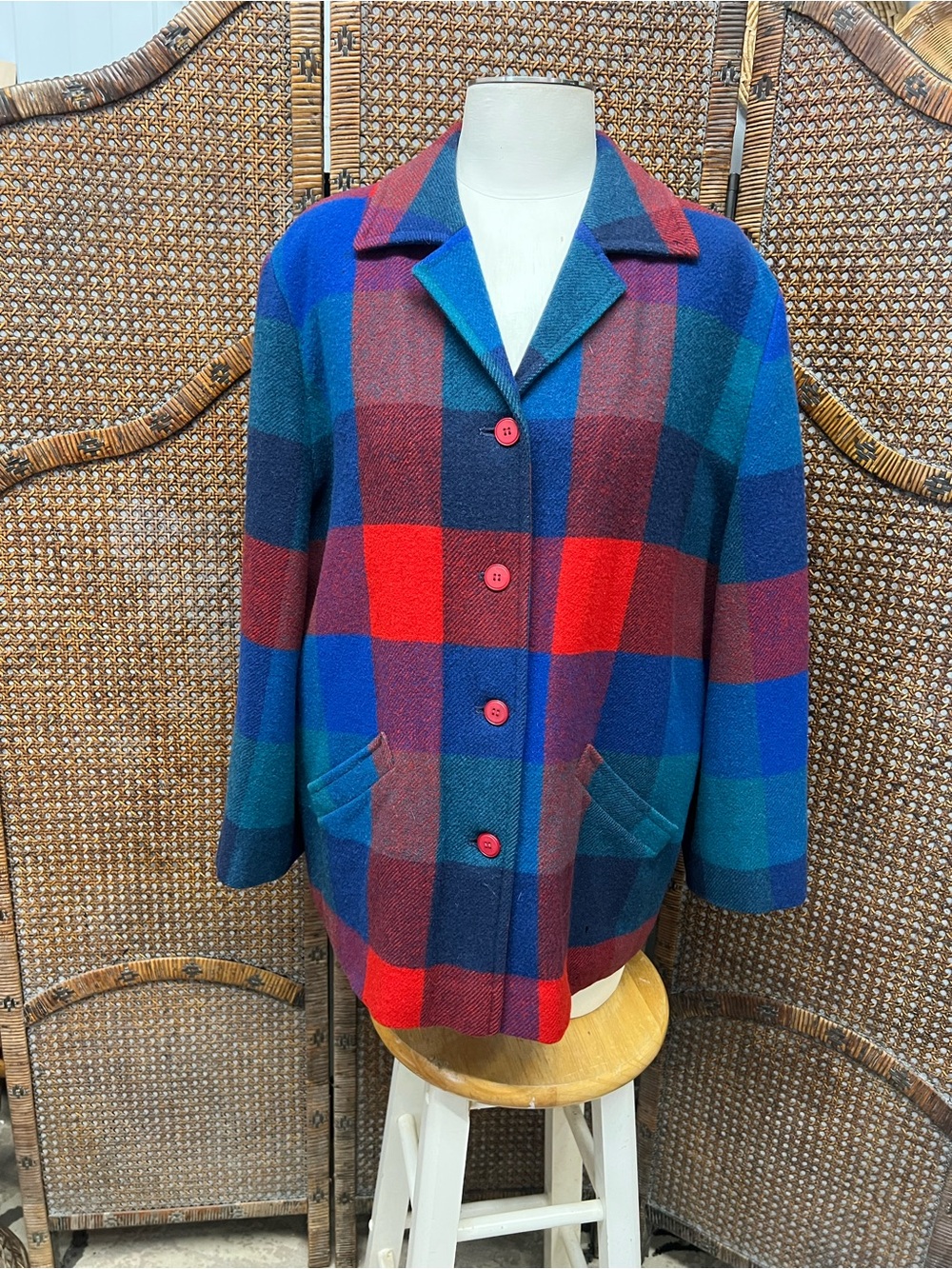 Vintage Pendleton wool blend coat insulated red blue medium retro grandma core
